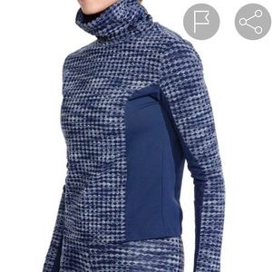 Nike Women/'s Pro Hyperwarm Pullover Long Sleeve Top Blue 933296-410 NEW